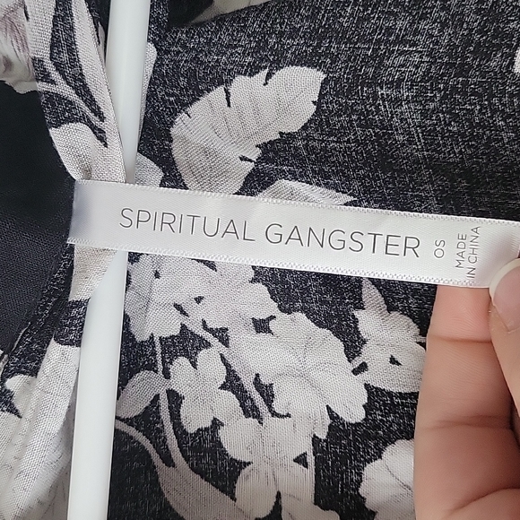 Spiritual gangster one size black floral kimono wrap top - Picture 7 of 9